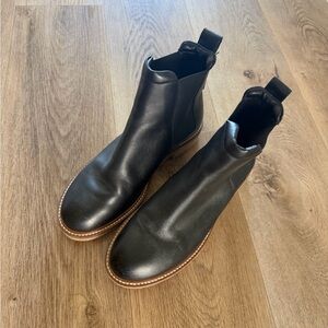 Women’s Black Chelsea Boots - Classic Slip-On Leather